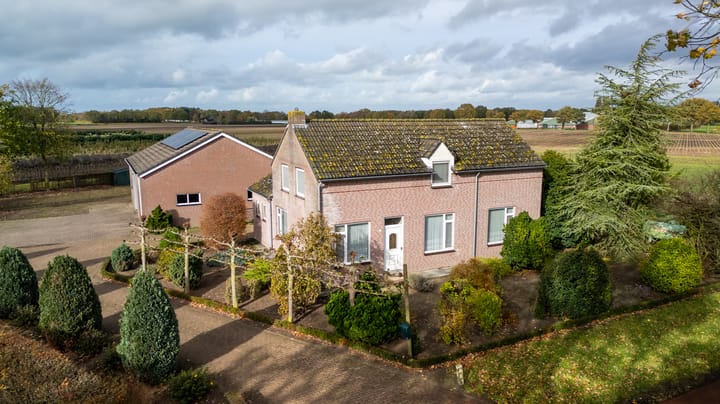 Oekelsebaan 57 dans Zundert photo