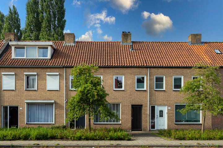 Oerlesestraat 198 in Tilburg photo