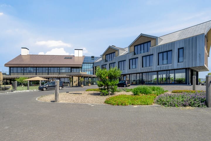 Photo of property Oesterdam 11a, Tholen