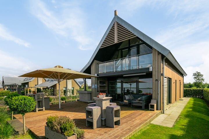 Photo of property Oesterdam 219, Tholen