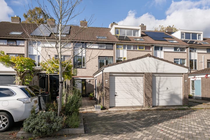 Photo of property Oever 35, Schiedam