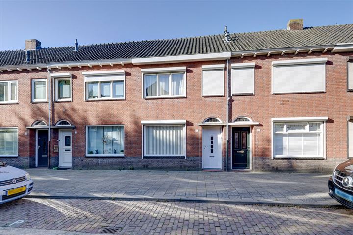 Oeverstraat 35 in Tilburg