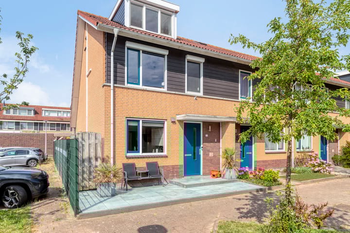 Oeverwal 3 in Hendrik-Ido-Ambacht