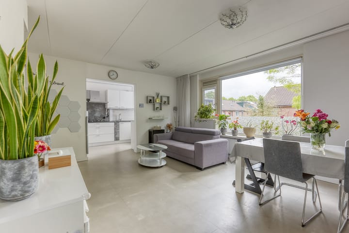 Okerhof 2 in Voorburg