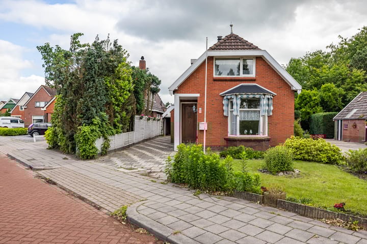 Photo of property Oldebertweg 35, Leek