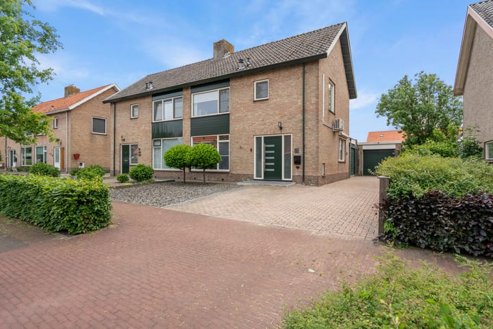 Oldemarktseweg 155 in Steenwijkerwold