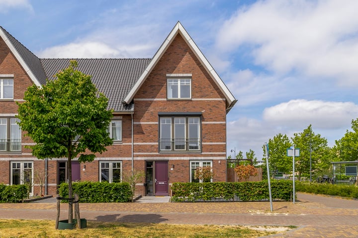 Photo of property Oleanderlaan 2, Badhoevedorp