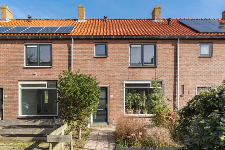 Olivier van Noortstraat 33 in Den Helder photo