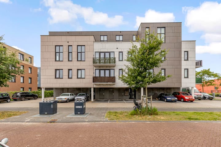 Olivier van Noortstraat 4K in Almere