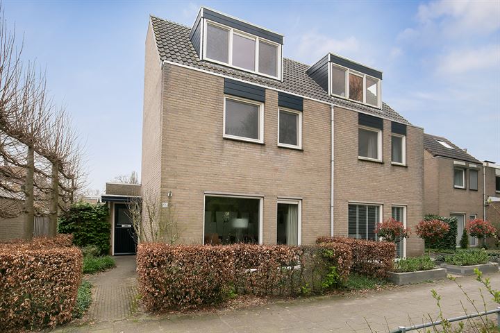 Olmebeek 56 in Veldhoven