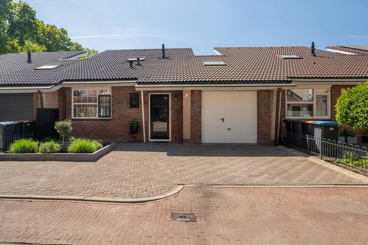 Ommerbos 27 in Enschede Foto