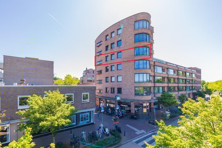 Photo of property Ommevoort 402, Oegstgeest