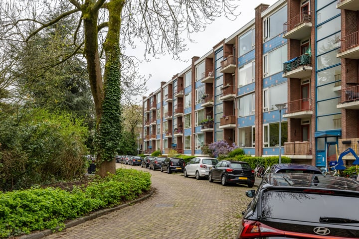 Onderduikersstraat 16 in Groningen
