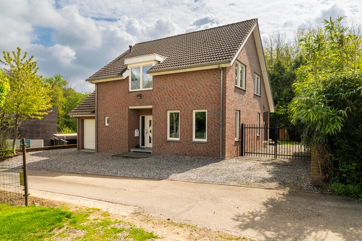 Onderste Caumer 17 in Heerlen photo