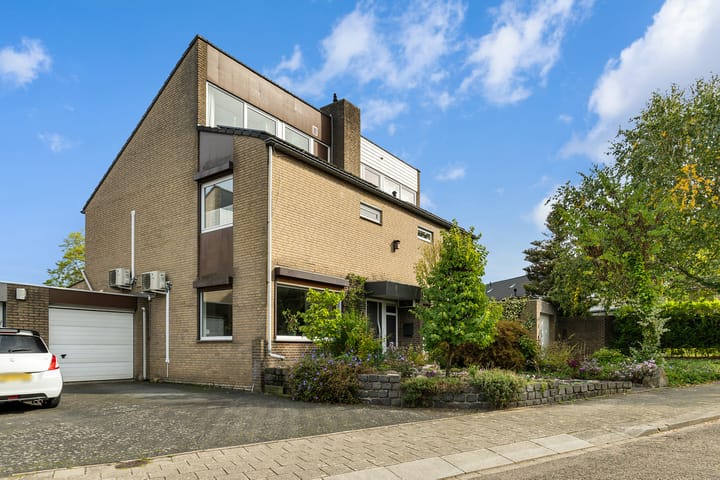 Foto van woning Onderste Wehr 53, Hoensbroek