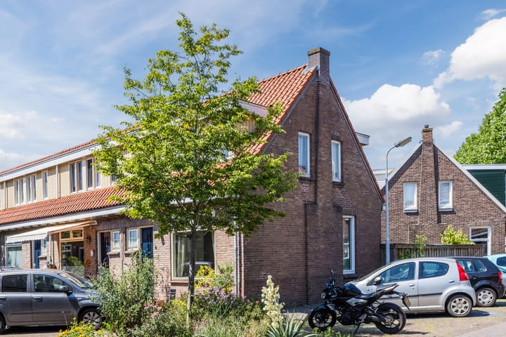 Onegastraat 16 in Zaandam