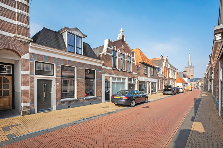 Photo of property Onnastraat 24, Steenwijk