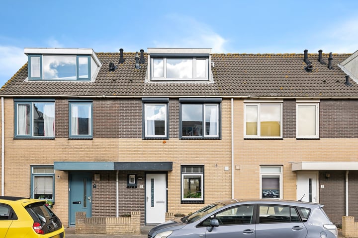 Photo of property Ontvanger Schoutenstraat 3, Zandvoort