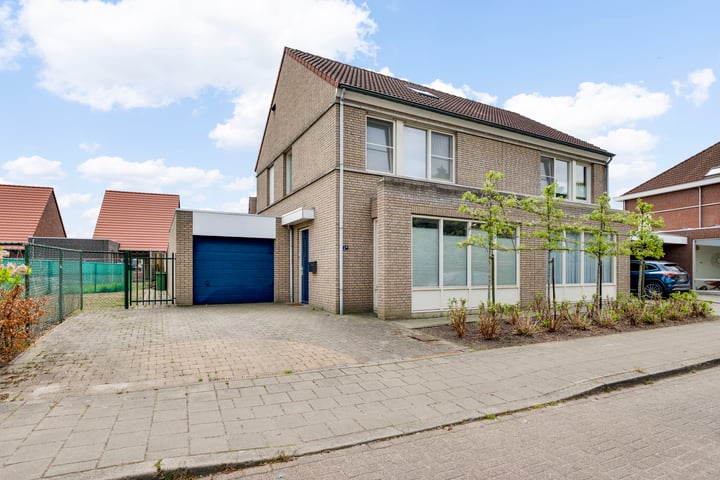 Onze Lieve Vrouwestraat 2B in Ospel