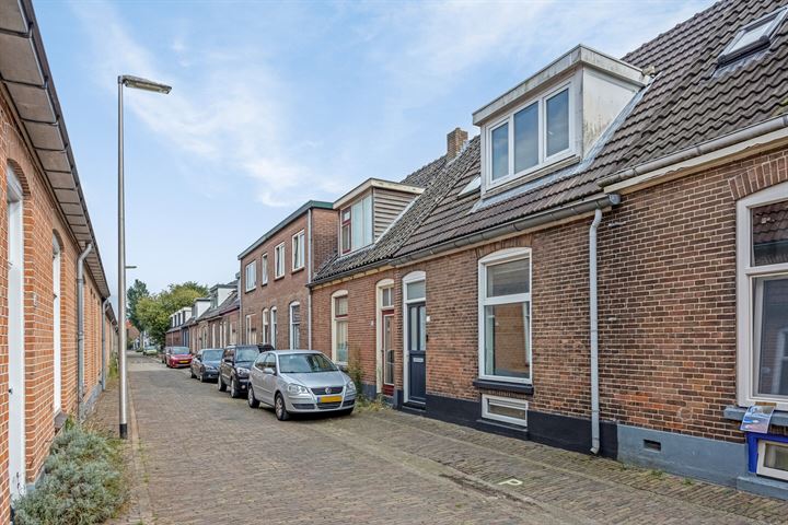 Ooievaarstraat 24 in Deventer