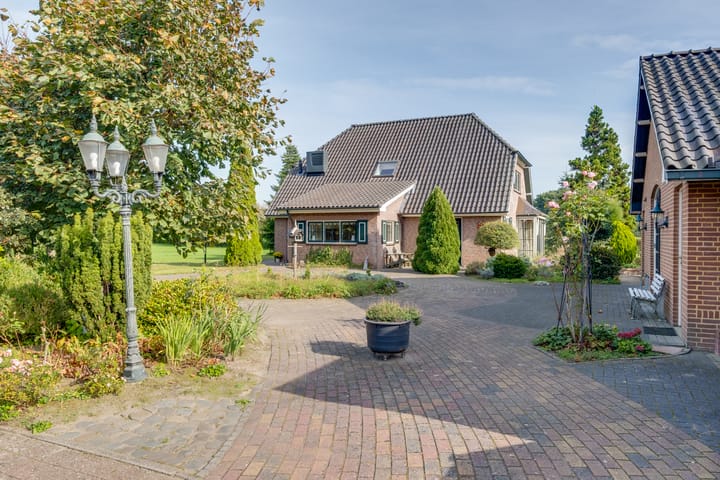 Ooldselaan 24 in Laren