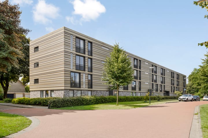 Oortlaan 144 in Veldhoven photo