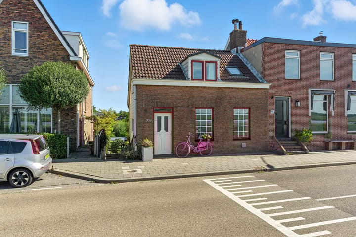 Oost Kinderdijk 219 in Alblasserdam