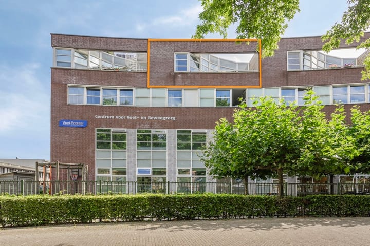 Oostakkerstraat 75 in Amsterdam foto
