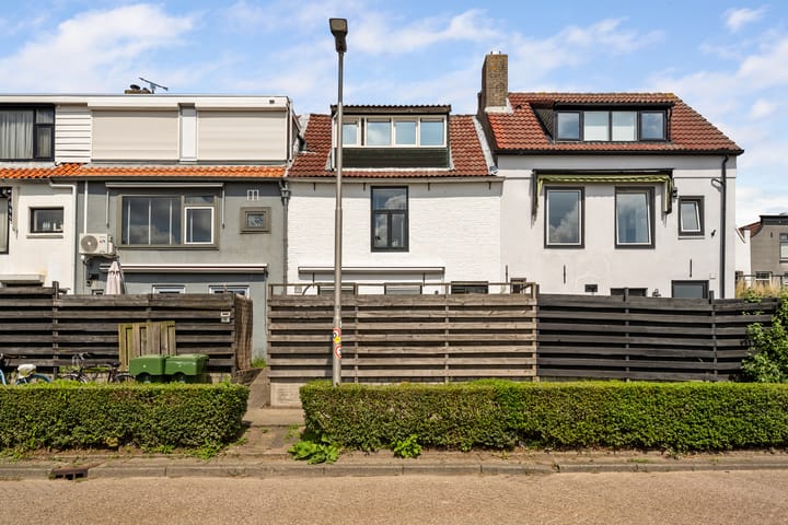 Oostdijk 90 in Oud-Beijerland