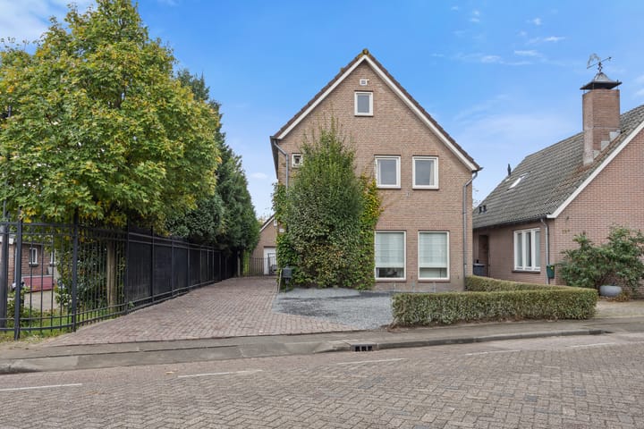 Oosteind 59 in Sprang-Capelle