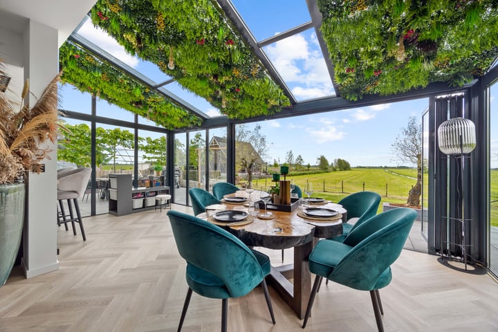 Photo of property Oosteinde 10, Leidschendam