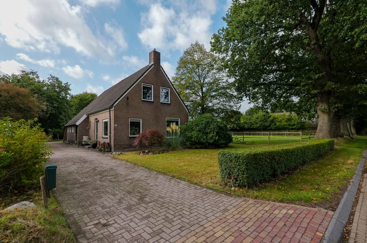 Oosteinde 16 in Gasteren