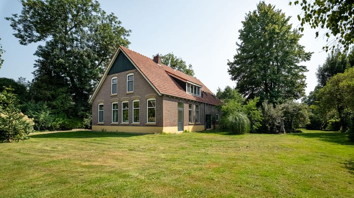 Oosteinde 164a in Vriezenveen photo