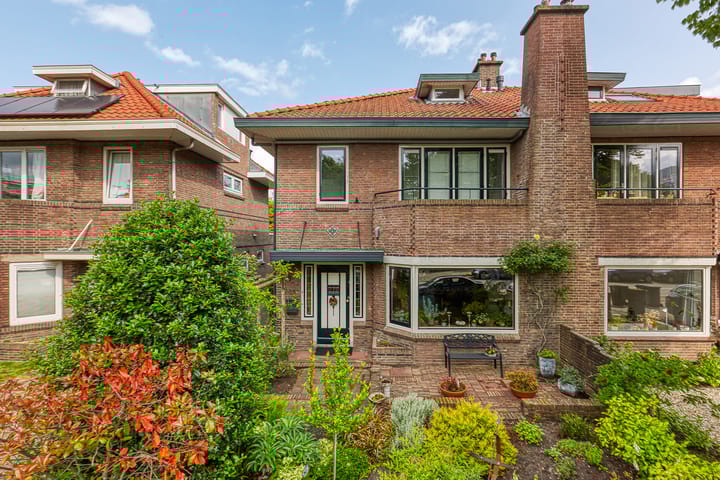 Photo of property Oosteinde 357, Voorburg