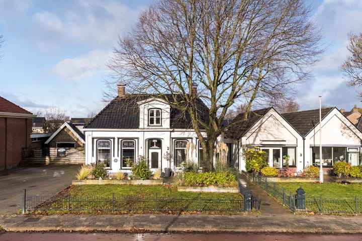 Foto van woning Oosteinde 51, St.-Jacobiparochie