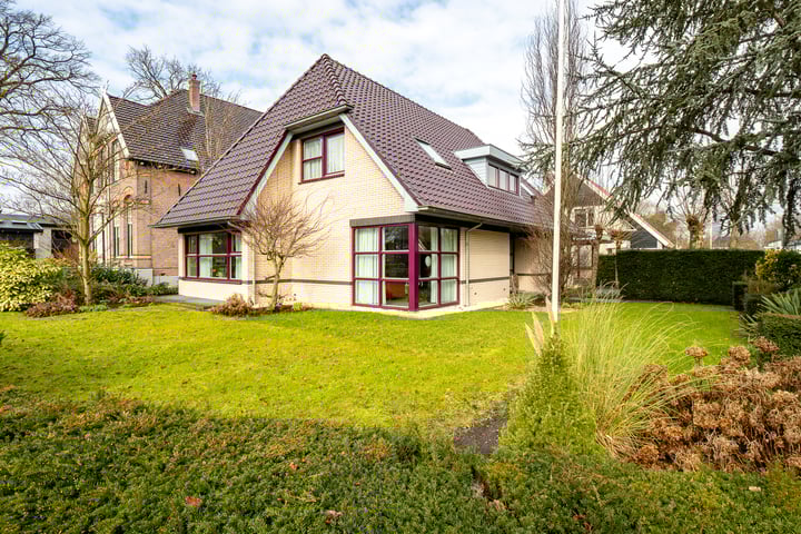 Photo of property Oosteinde 7, Vriezenveen