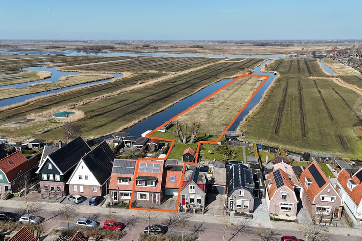 Photo of property Oosteinde 73, Wormer