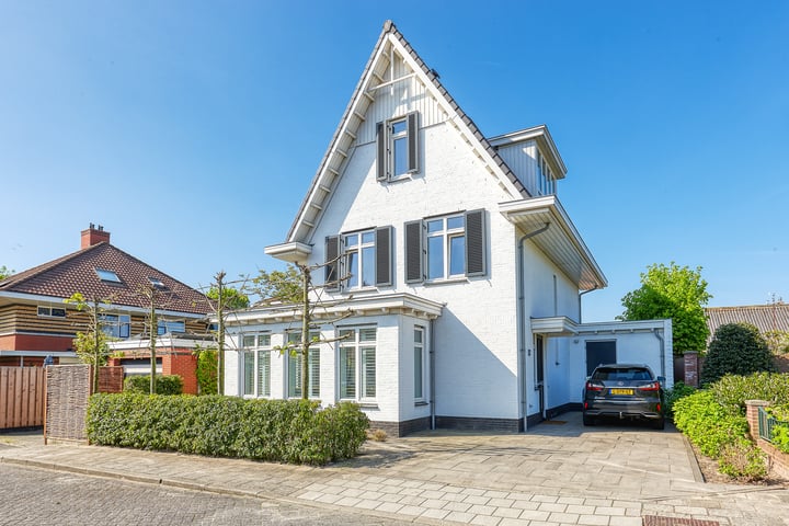 Oosteinde 79A in 's-Gravenhage