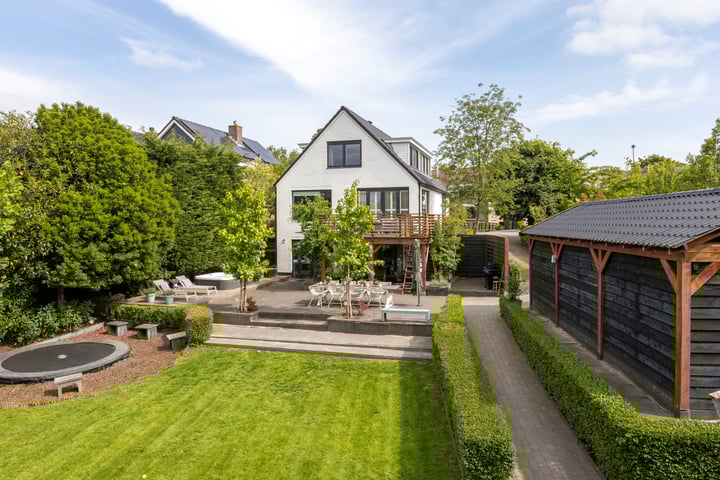 Photo of property Oosteindseweg 33, Bergschenhoek