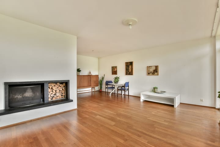 Oostelijk Halfrond 110 in Amstelveen