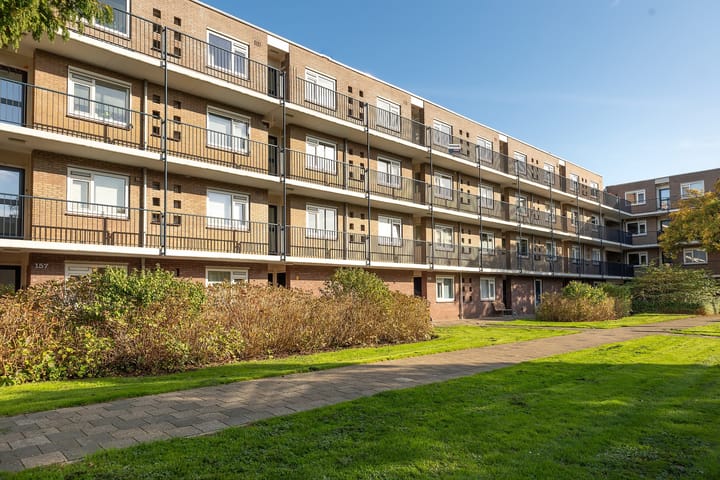 Oostelijk Halfrond 145 in Amstelveen