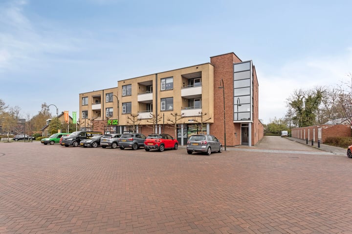 Oostenburg 11 in Oosterwolde