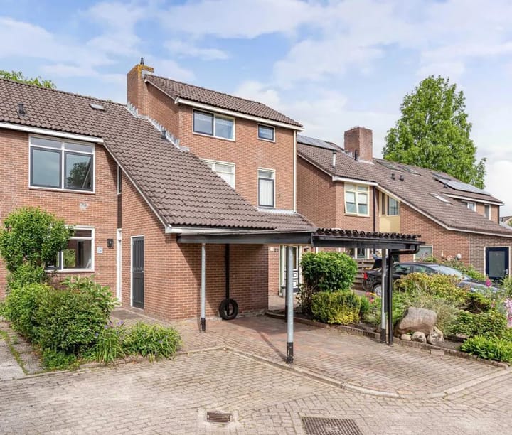 Oostercluft 22 in Steenwijk
