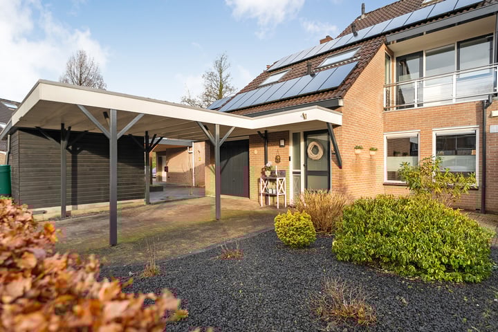 Photo of property Oostercluft 8, Steenwijk
