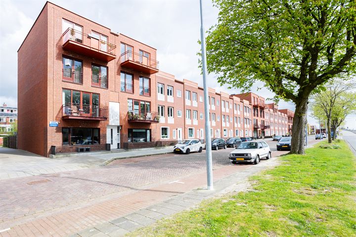 Oosterhamrikkade 102 in Groningen