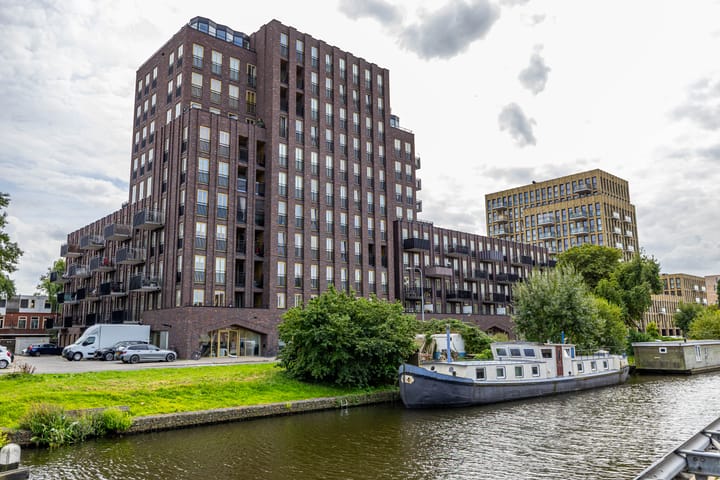 Photo of property Oosterhamrikkade 119-71, Groningen