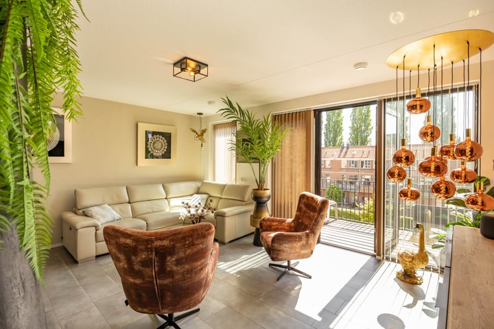 Photo of property Oosterhamrikkade 99, Groningen