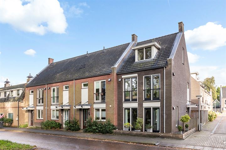 Oosterhof 1 in Enschede