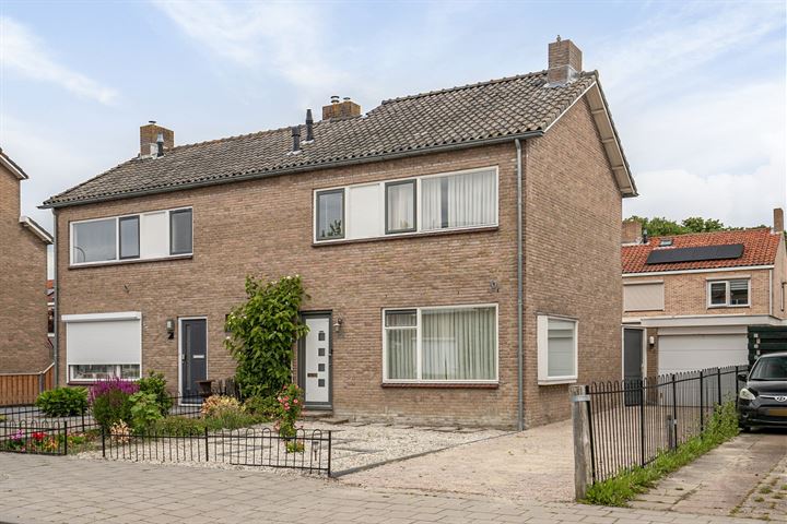 Oosterscheldestraat 124 in Middelburg