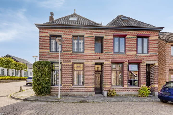 Foto van woning Oosterstraat 1, Dinteloord
